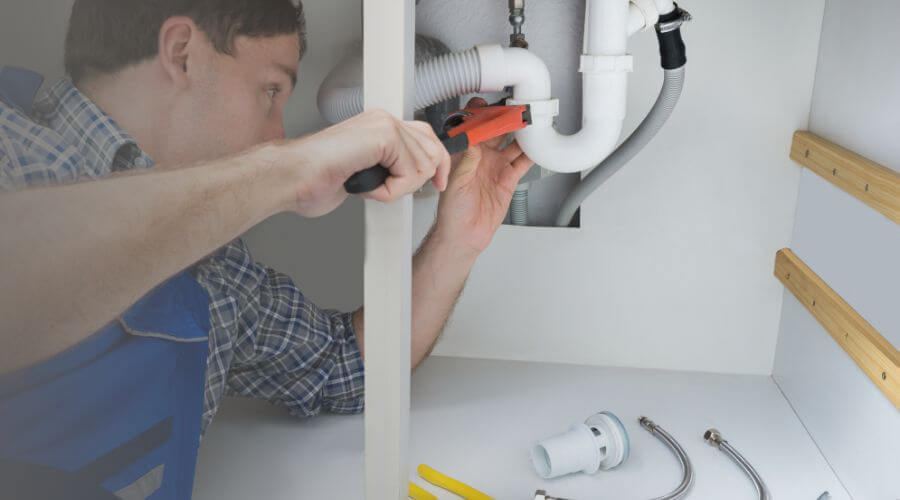 Local expert plumbing services in Menominee, MI